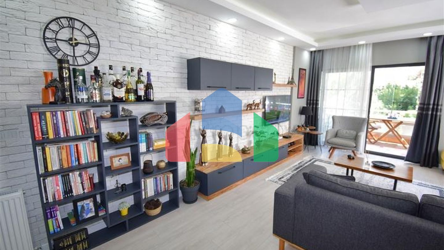 Квартира планування 3 + 1 в мікрорайоні Алтинкум - Анталія