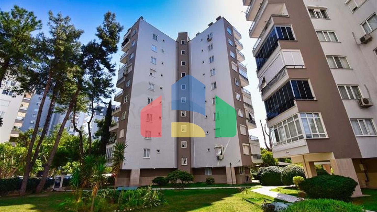 Квартира планування 3 + 1 в мікрорайоні Алтинкум - Анталія