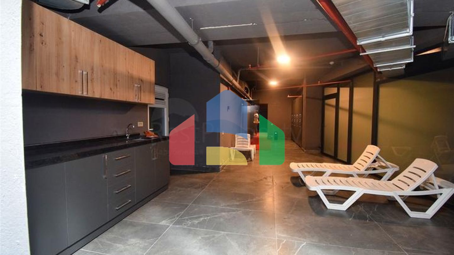 Квартири планування 2 + 1 і 3 + 1 в мікрорайоні Унджали - Анталія