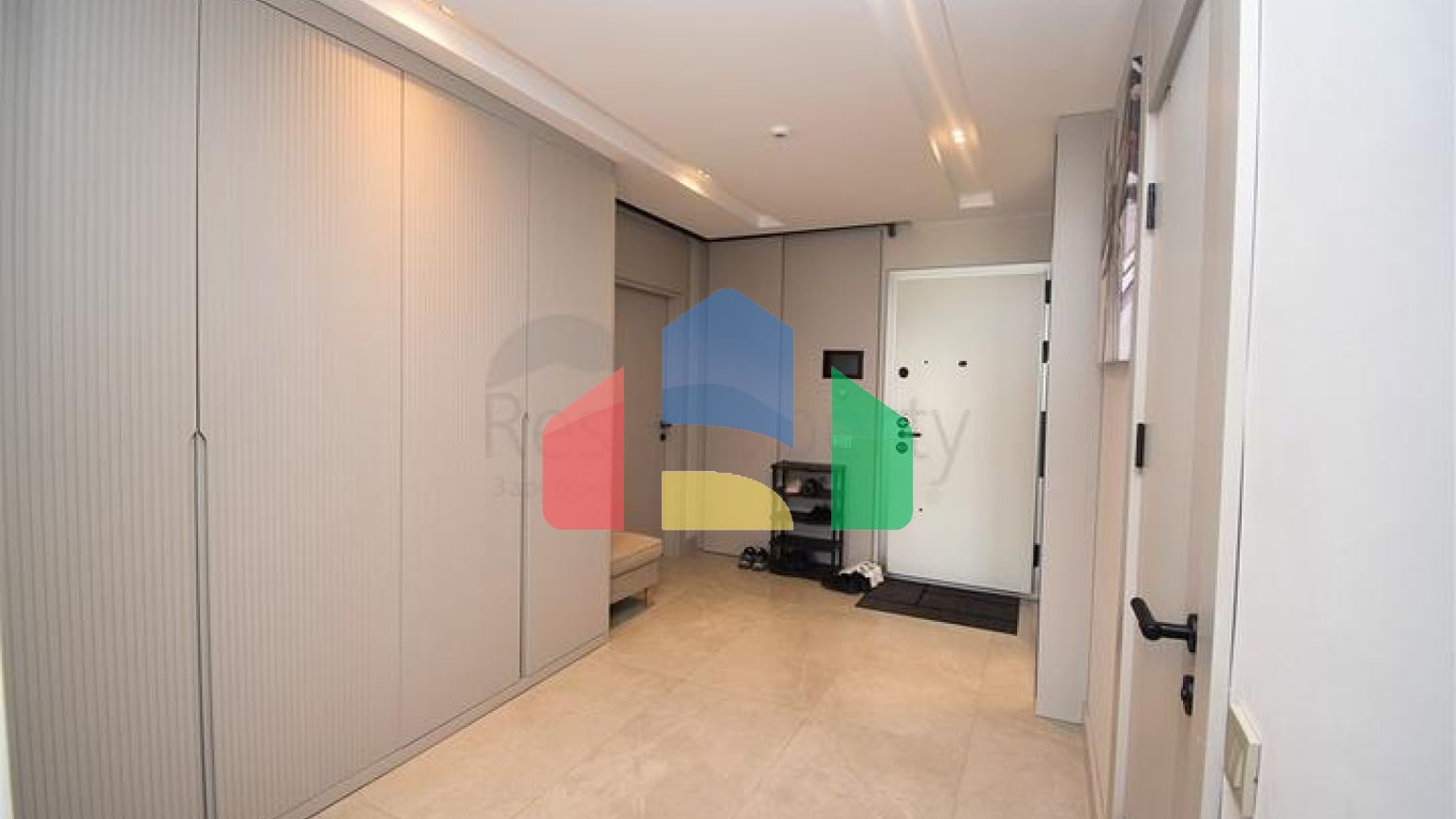 Квартири планування 2 + 1 і 3 + 1 в мікрорайоні Унджали - Анталія