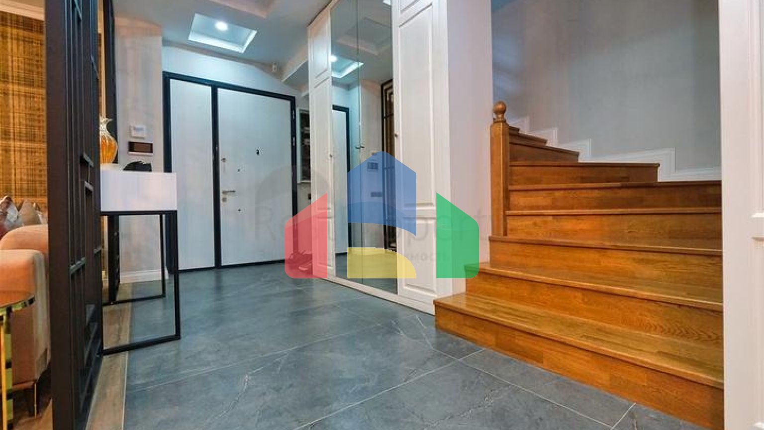 Вілла планування 5 + 1 в мікрорайоні Моллаюсуф - Анталія