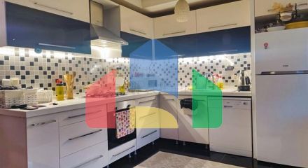 Квартира планування 2 + 1 в мікрорайоні Сарису - Анталія