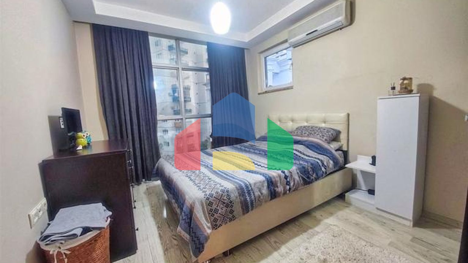 Квартира планування 2 + 1 в мікрорайоні Сарису - Анталія