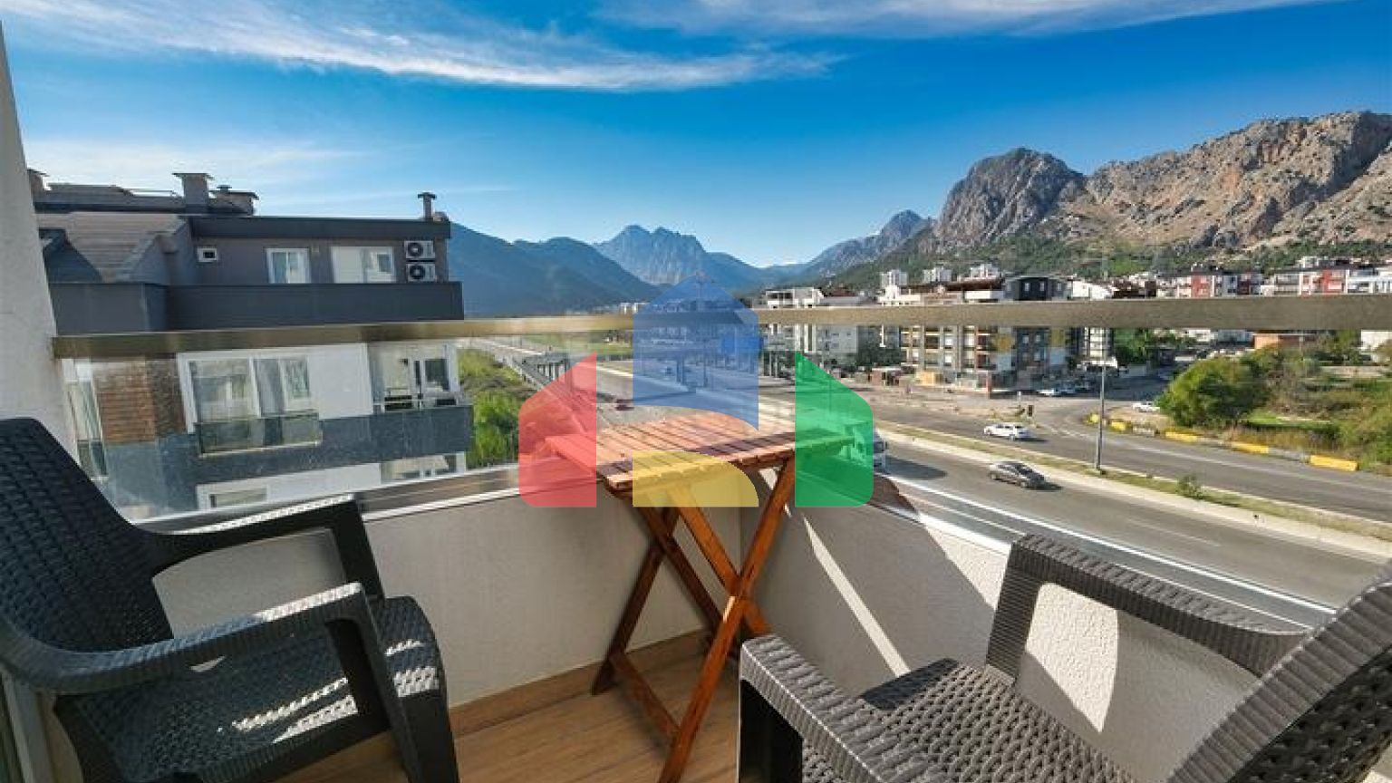 Квартира планування 2 + 2 в мікрорайоні Хурма - Анталія