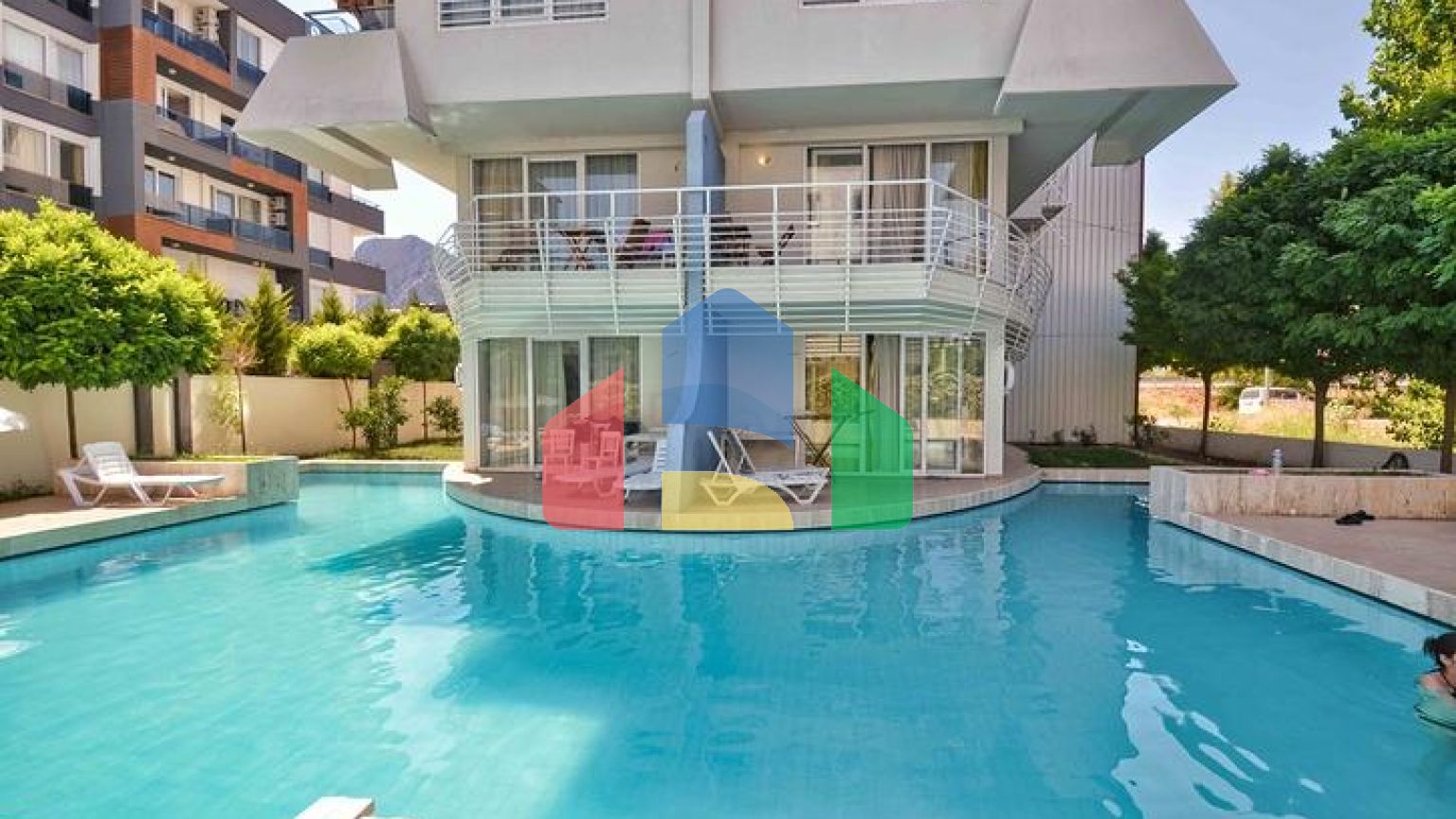 Квартира планування 2 + 2 в мікрорайоні Хурма - Анталія