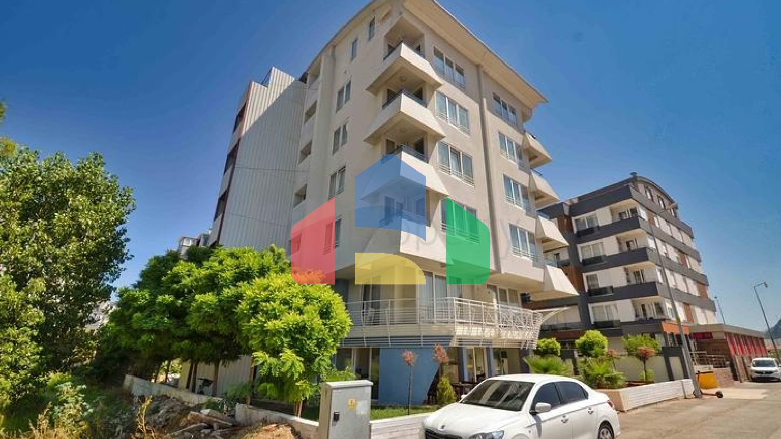 Квартира планування 2 + 2 в мікрорайоні Хурма - Анталія