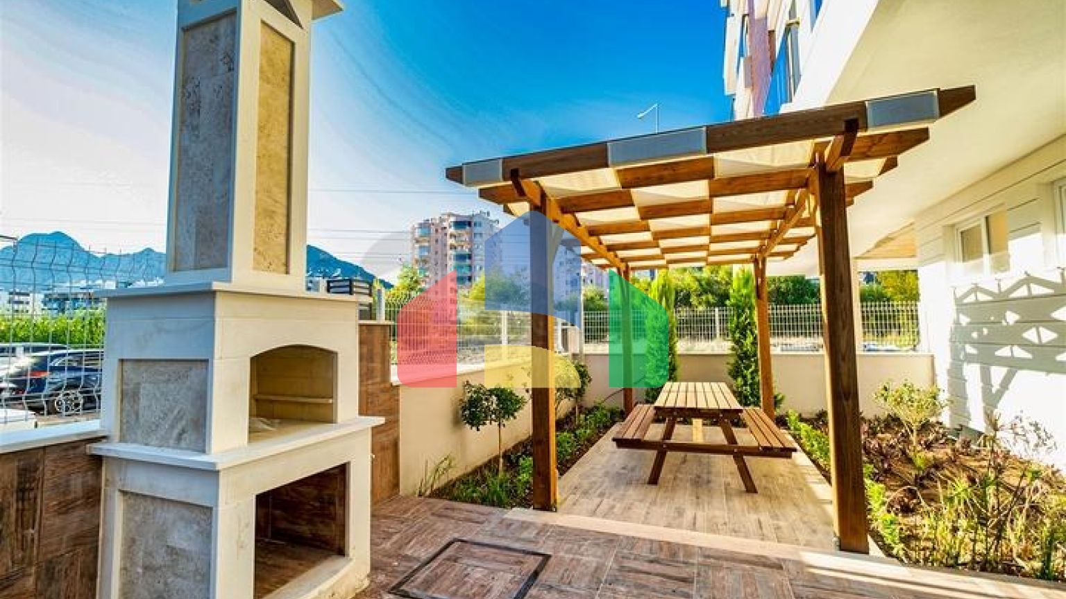 Квартира планування 2 + 1 в мікрорайоні Хурма - Анталія