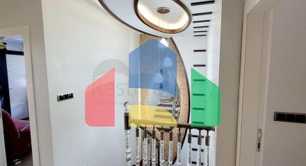Квартира планировки 3+1 дуплекс в микрорайоне Унджалы - Анталия