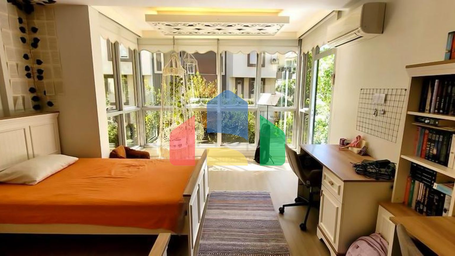 Квартира планування 3 + 1 дуплекс в мікрорайоні Унджали-Анталія