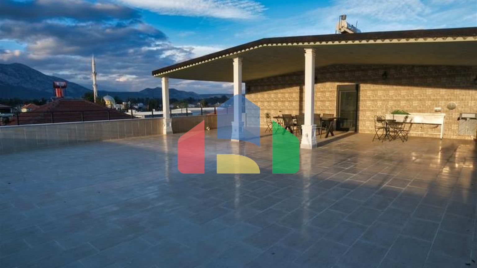 Вилла планировки 7+1 в микрорайоне Айдынлык - Анталия