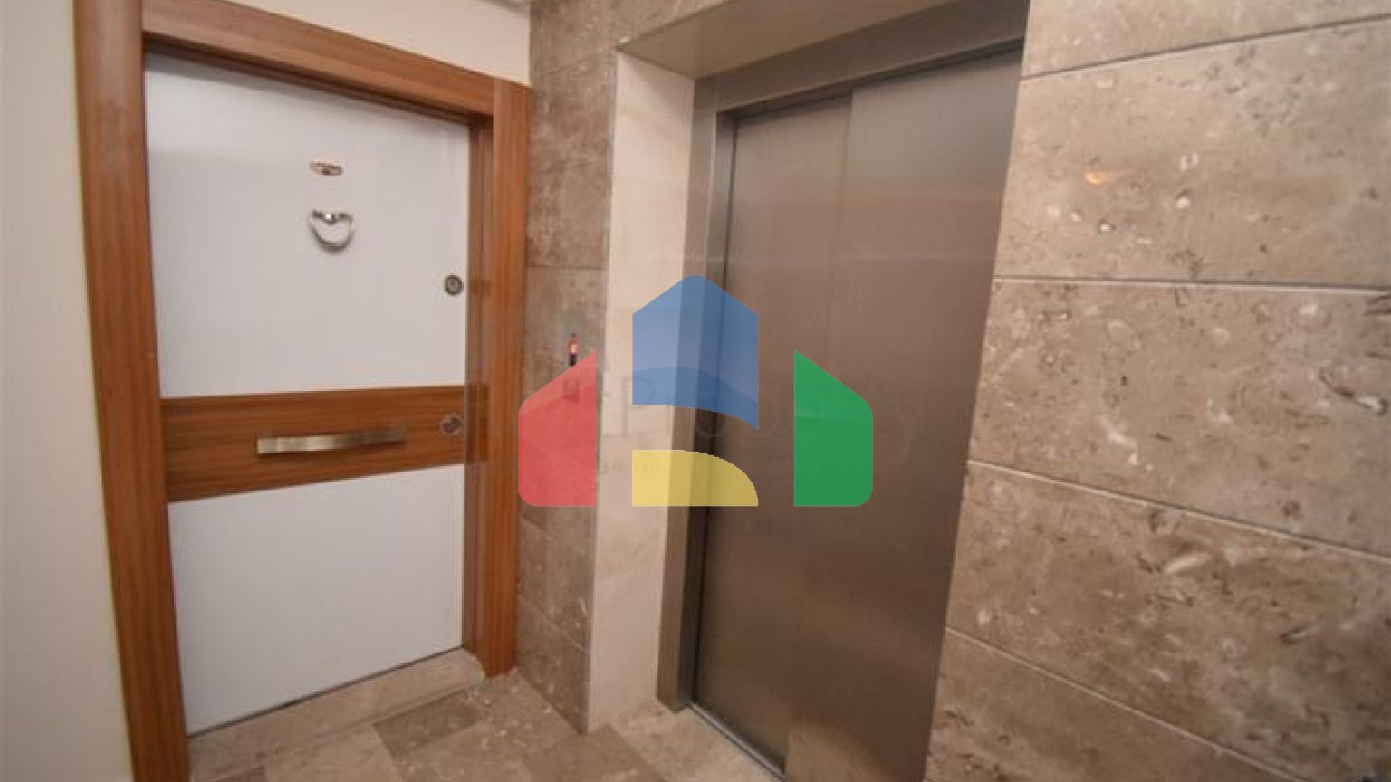 Квартира планування 2 + 1 в мікрорайоні Хурма - Анталія