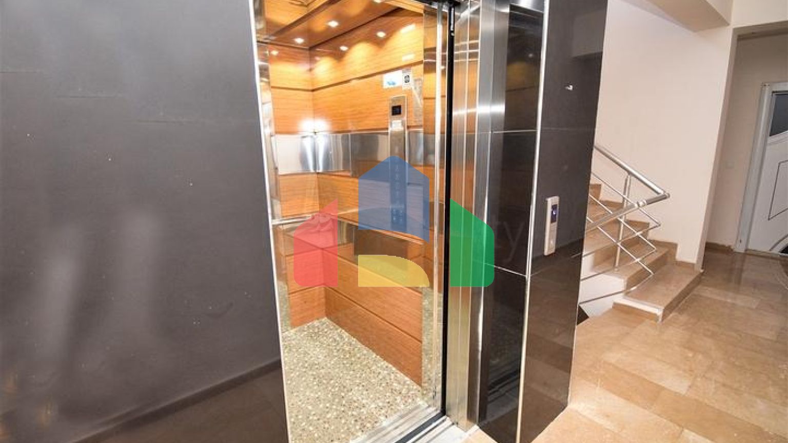 Квартира планування 3 + 1 в мікрорайоні Хурма - Анталія