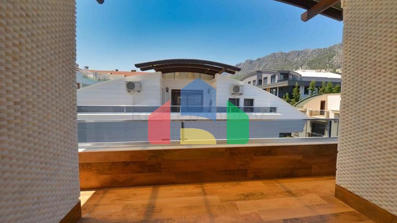 Виллы класса люкс , планировки 5+2 в микрорайоне Сарысу - Анталия