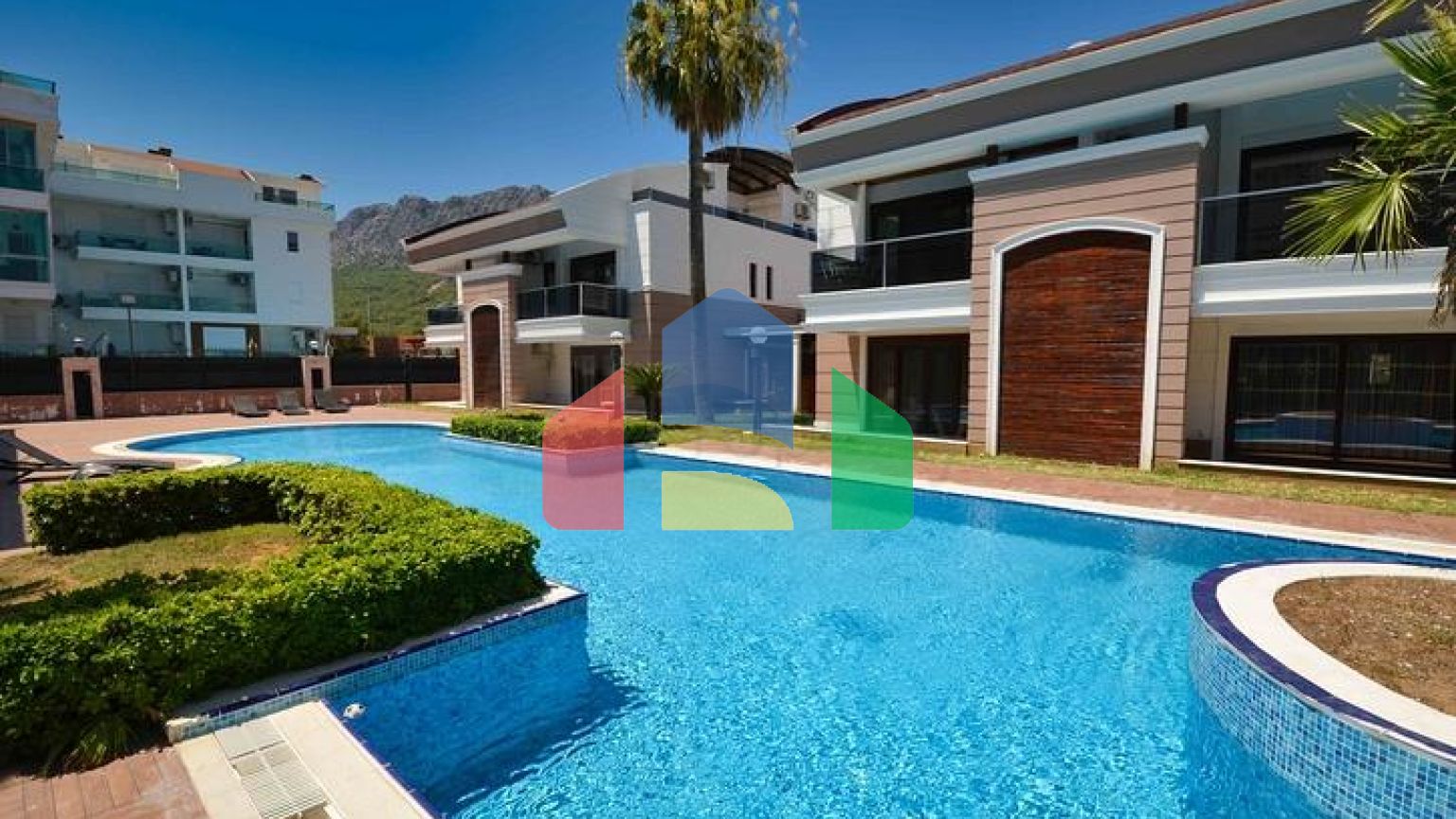 Виллы класса люкс , планировки 5+2 в микрорайоне Сарысу - Анталия