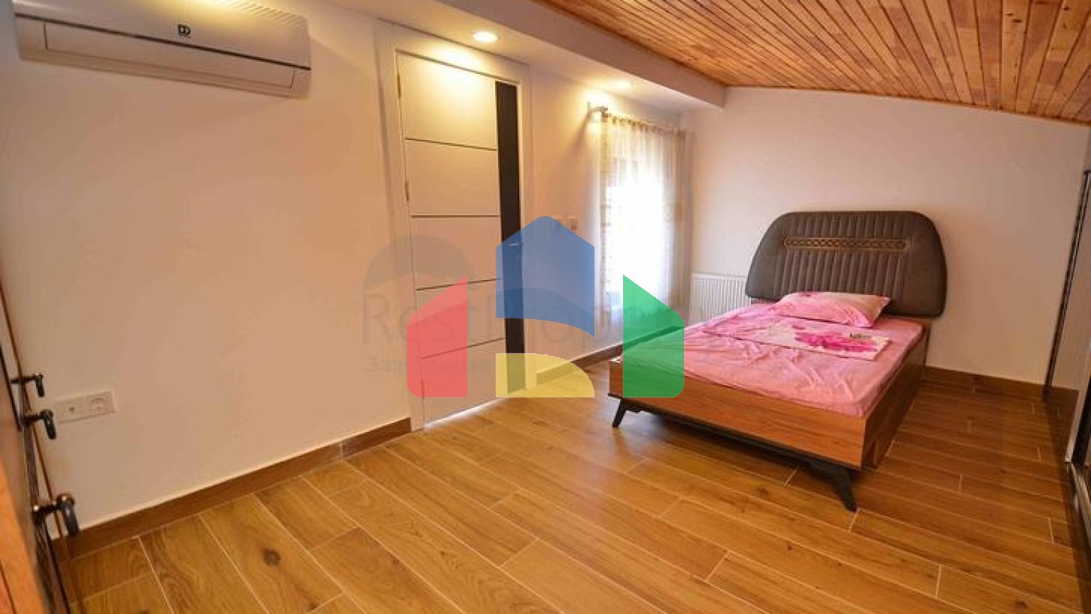 Виллы класса люкс , планировки 5+2 в микрорайоне Сарысу - Анталия