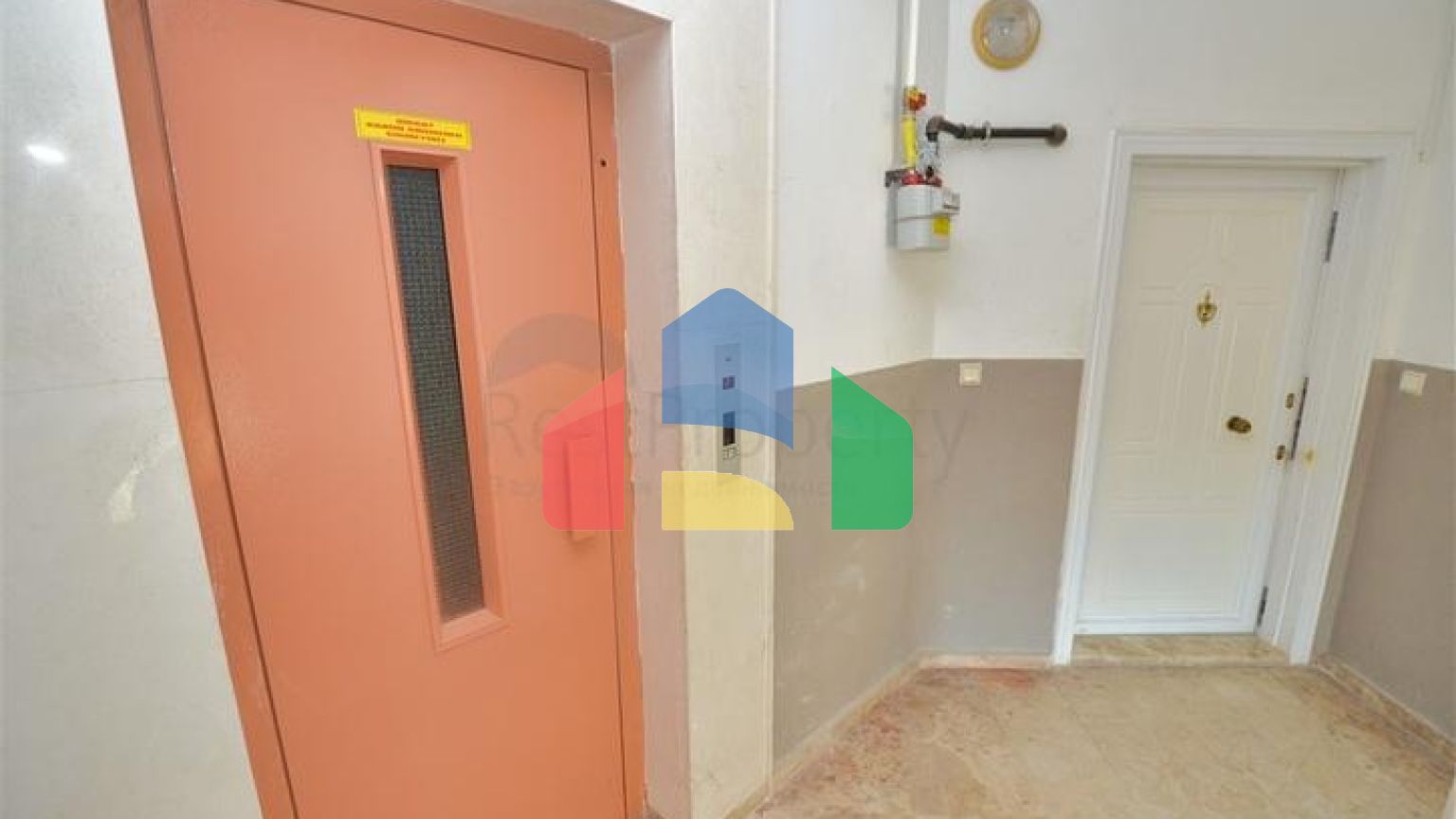 Квартира планування 3 + 1 в мікрорайоні Лиман - Анталія