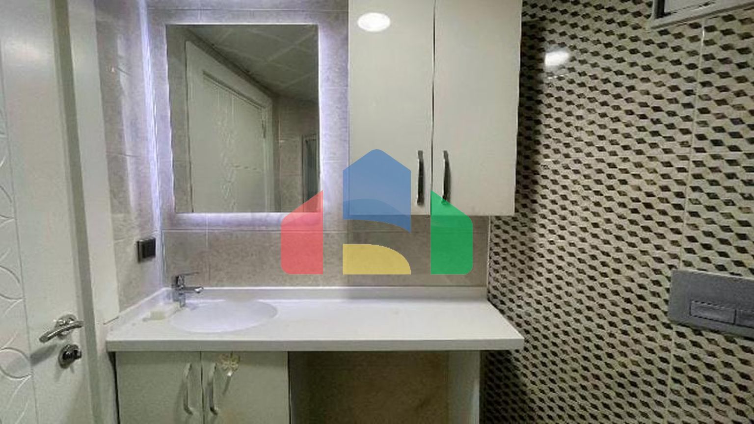 Квартира планування 2 + 1 в мікрорайоні Хурма - Анталія