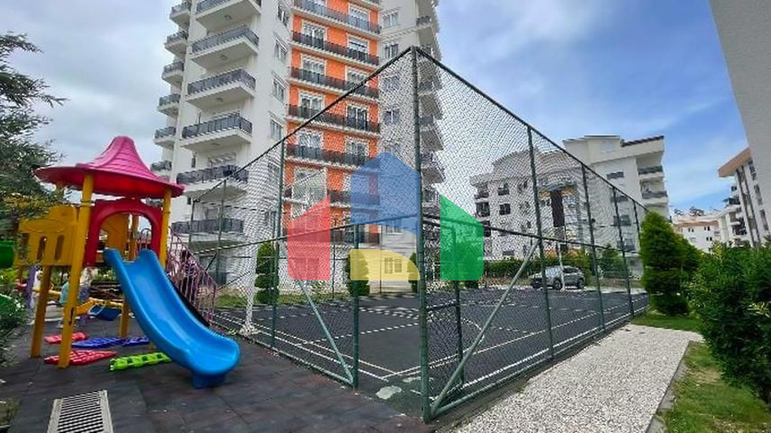 Квартира планування 2 + 1 в мікрорайоні Хурма - Анталія