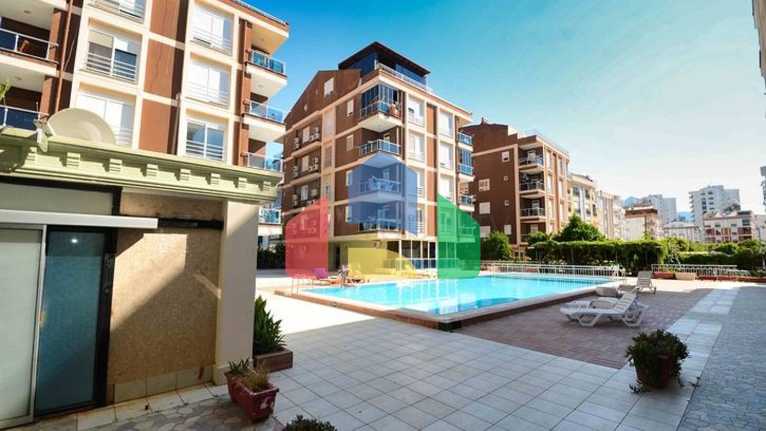 Квартири планування 1 + 1 і 2 + 1 в мікрорайоні Хурма - Анталія