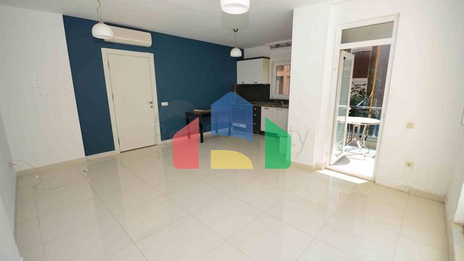 Квартири планування 1 + 1 і 2 + 1 в мікрорайоні Хурма - Анталія