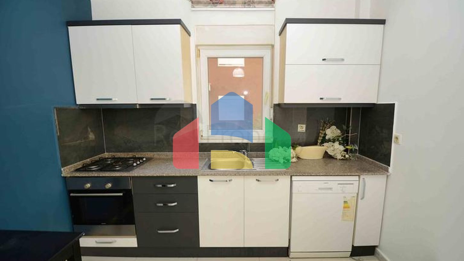 Квартири планування 1 + 1 і 2 + 1 в мікрорайоні Хурма - Анталія