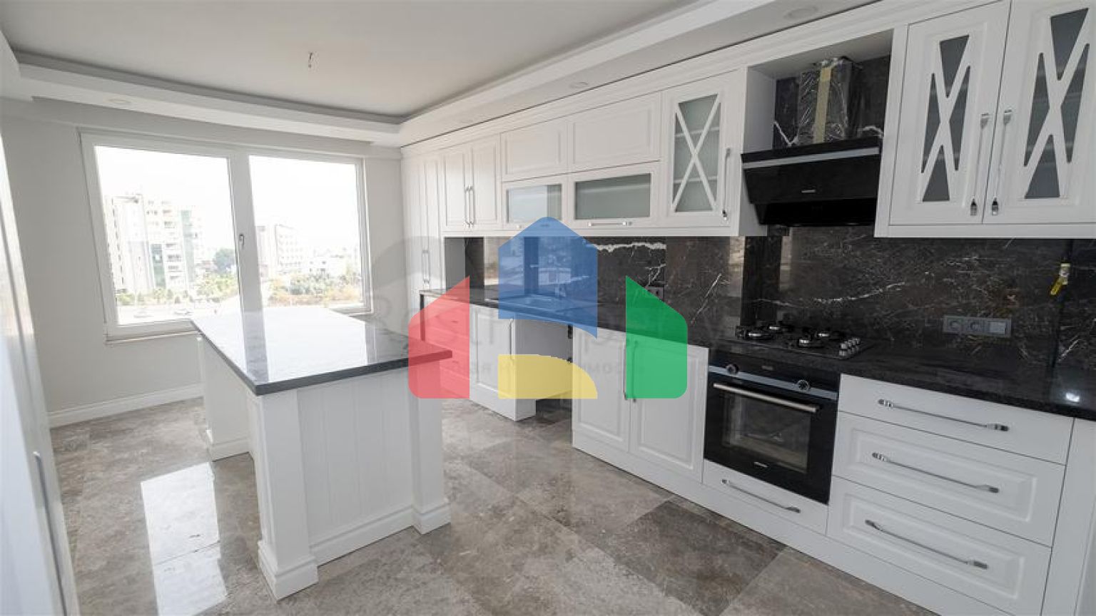 Квартири в пішій доступності до моря в Анталії