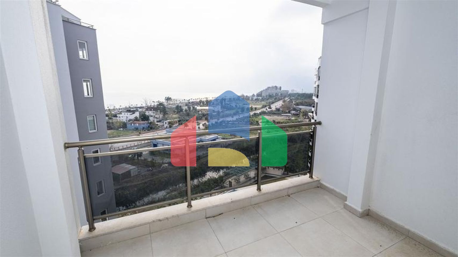 Квартири в пішій доступності до моря в Анталії