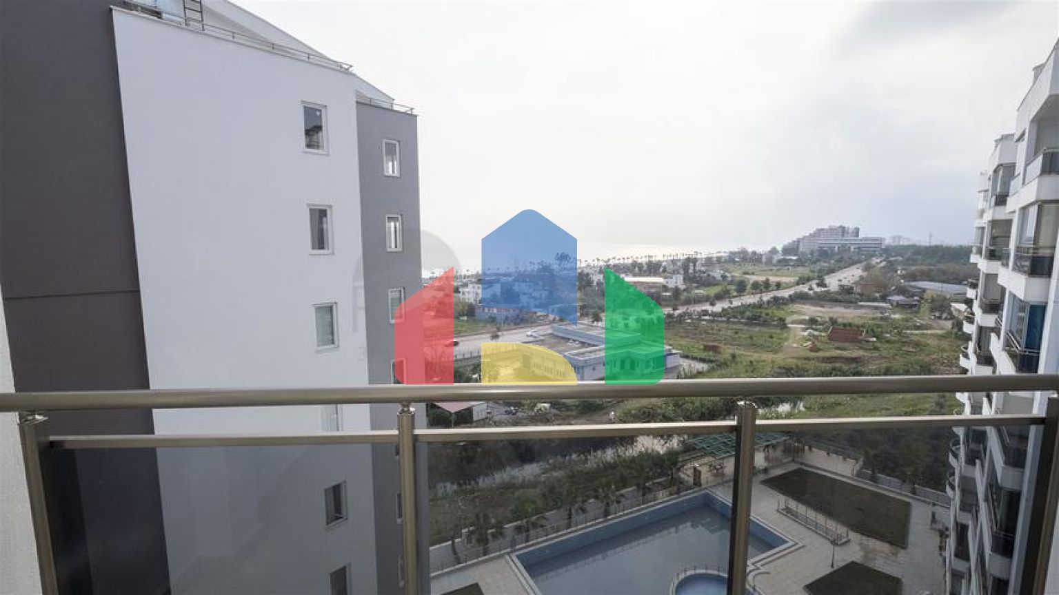 Квартири в пішій доступності до моря в Анталії