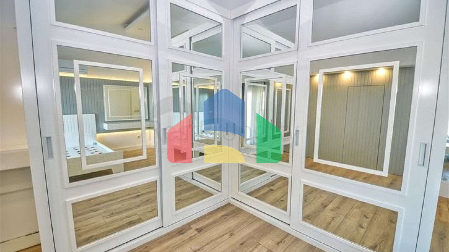 Квартира планування 4 + 1 в мікрорайоні Унджали - Анталія