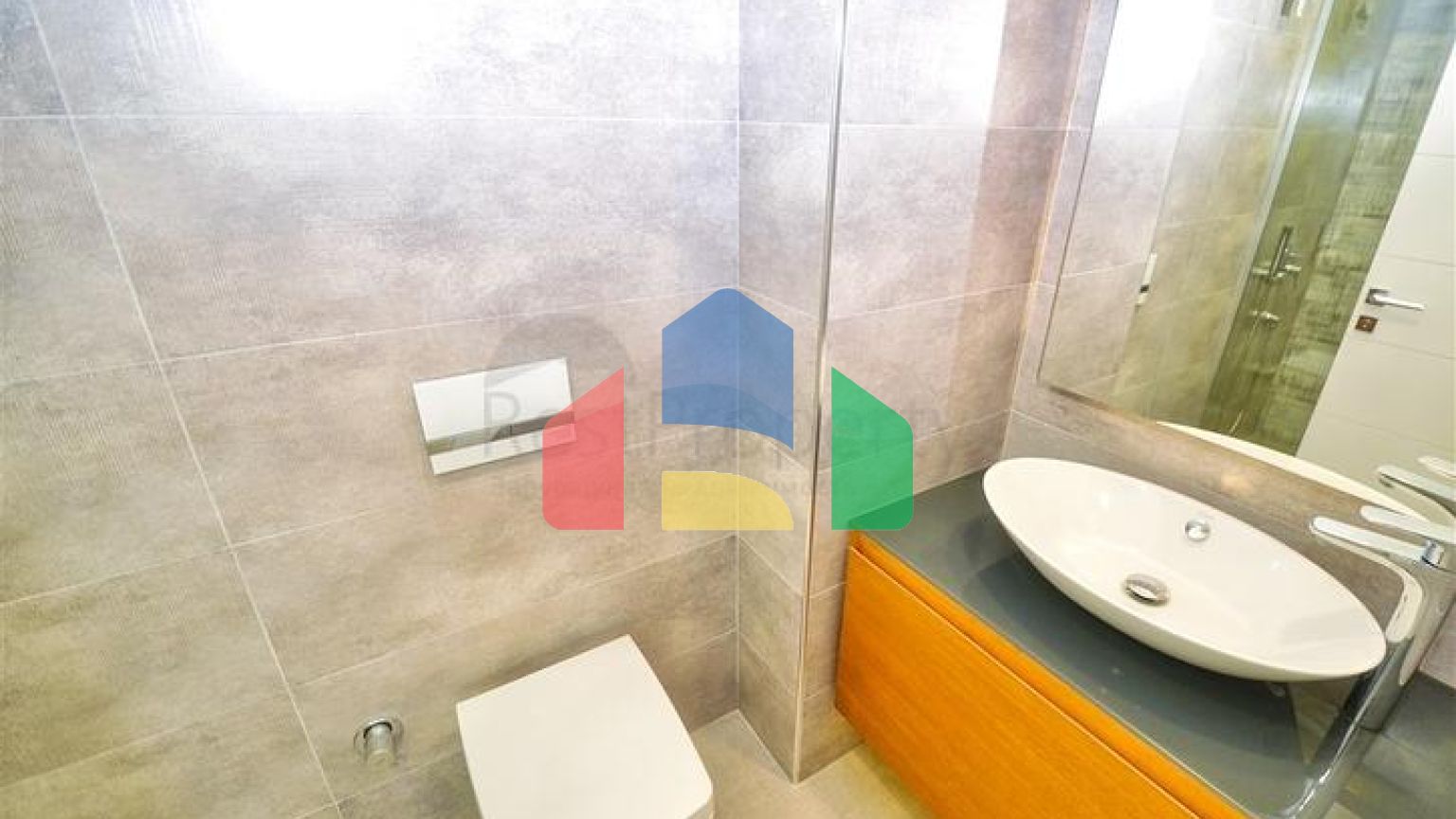 Квартира планування 4 + 1 в мікрорайоні Унджали - Анталія