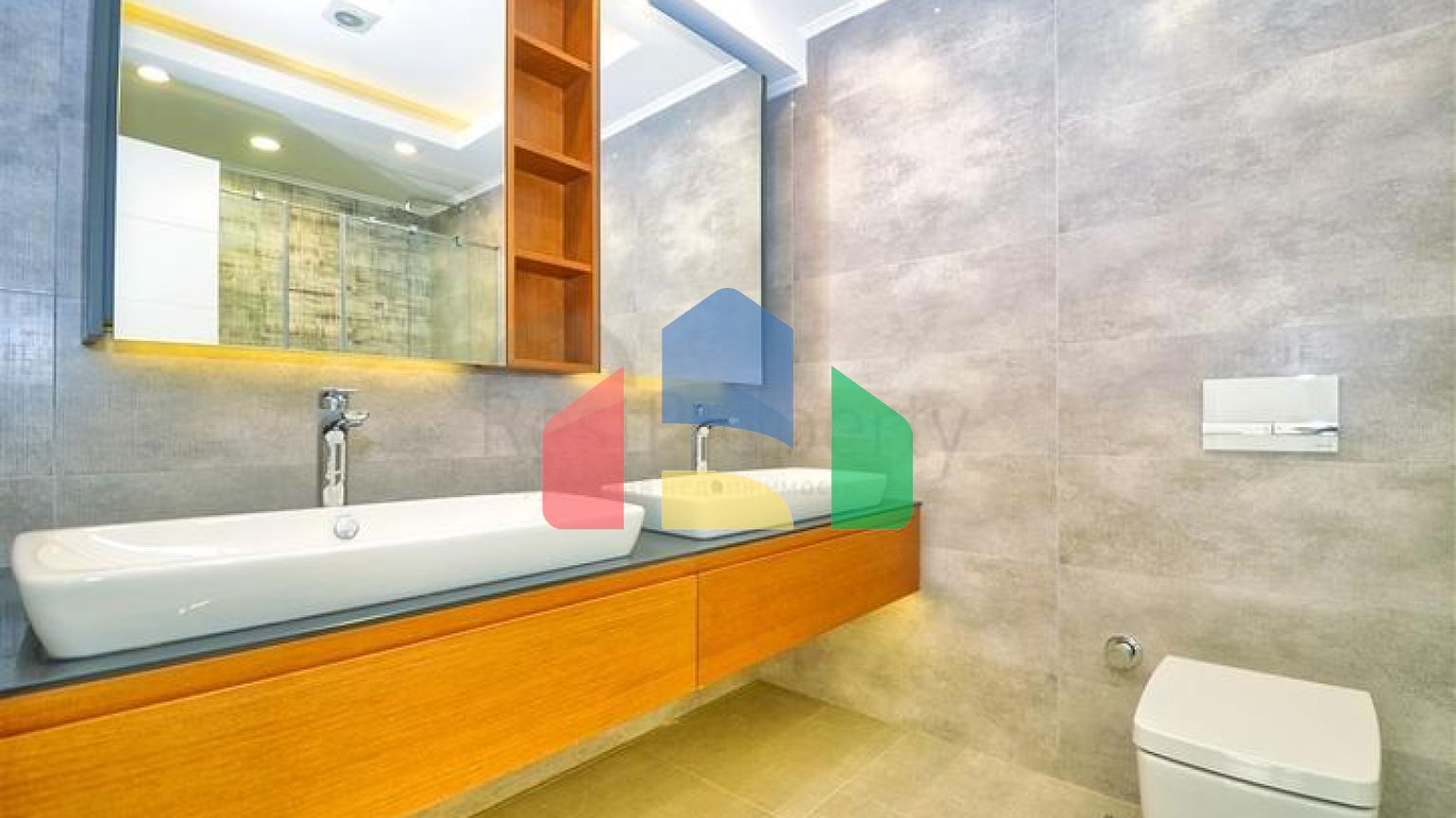 Квартира планування 4 + 1 в мікрорайоні Унджали - Анталія