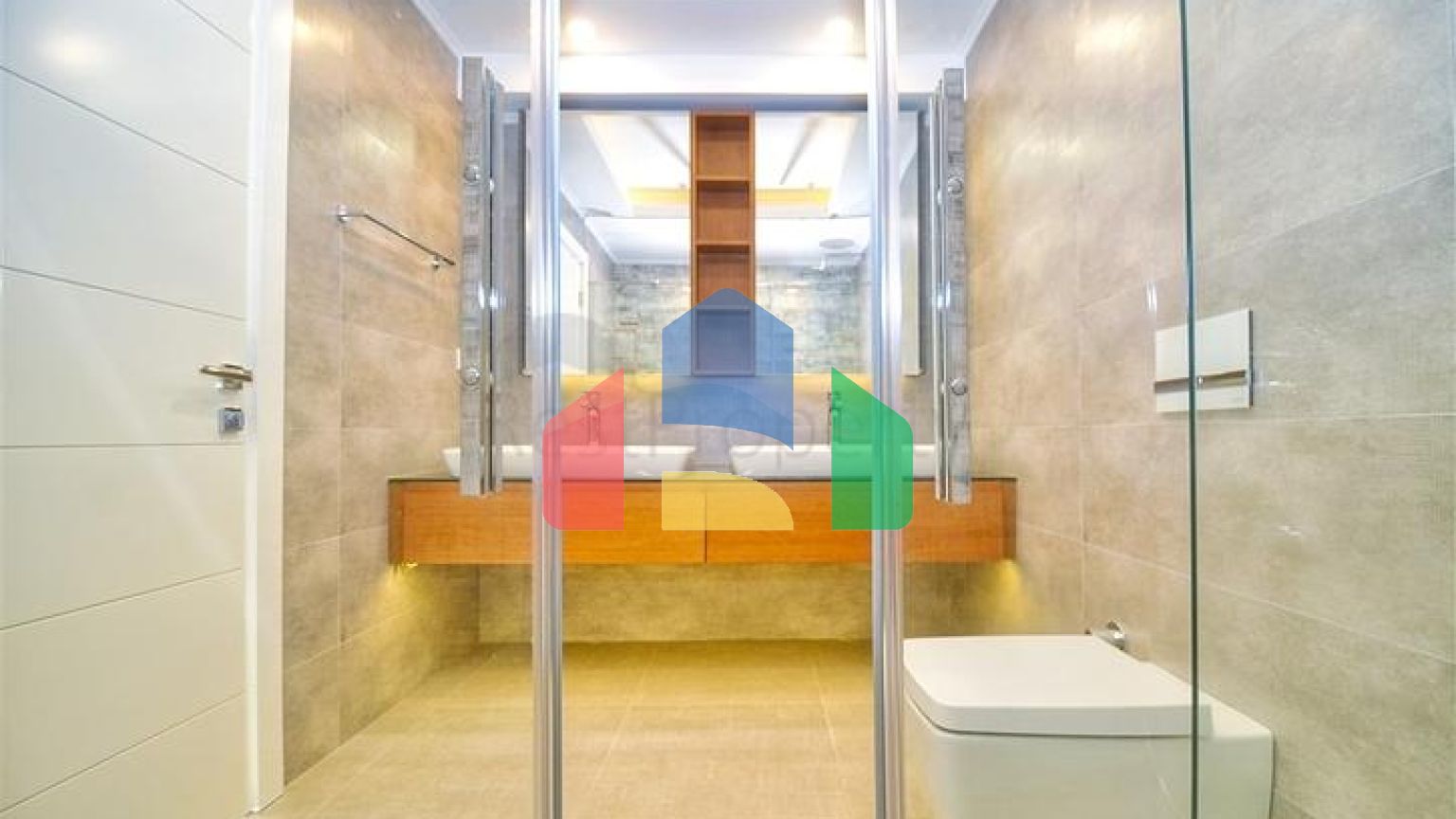 Квартира планування 4 + 1 в мікрорайоні Унджали - Анталія