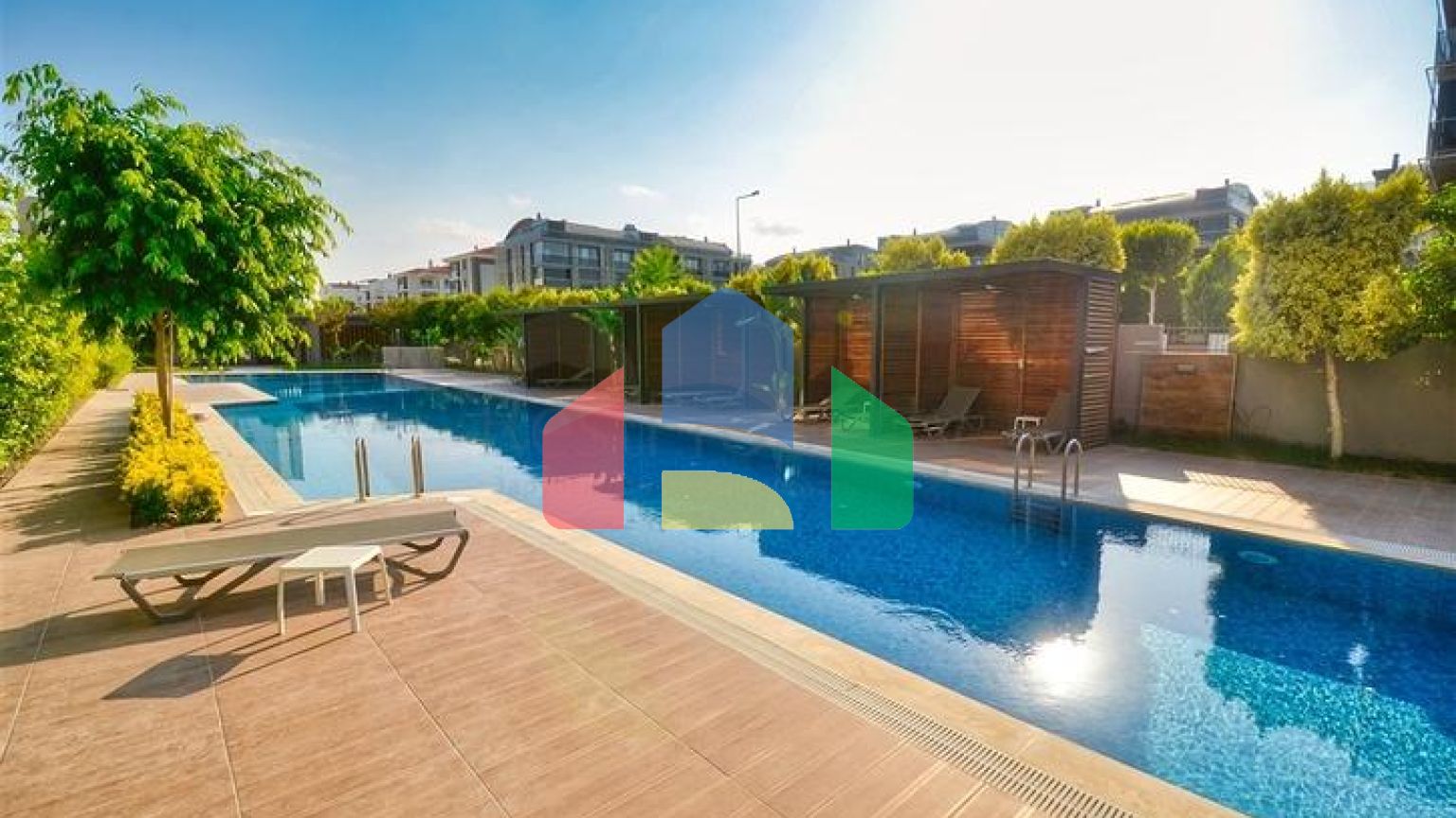 Квартира планування 4 + 1 в мікрорайоні Унджали - Анталія