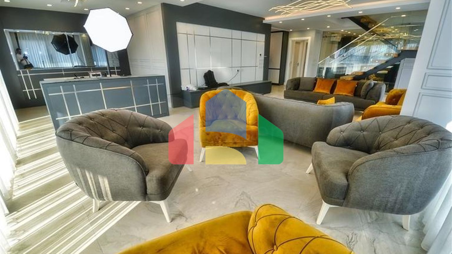 Квартира планування 4 + 1 в мікрорайоні Унджали - Анталія