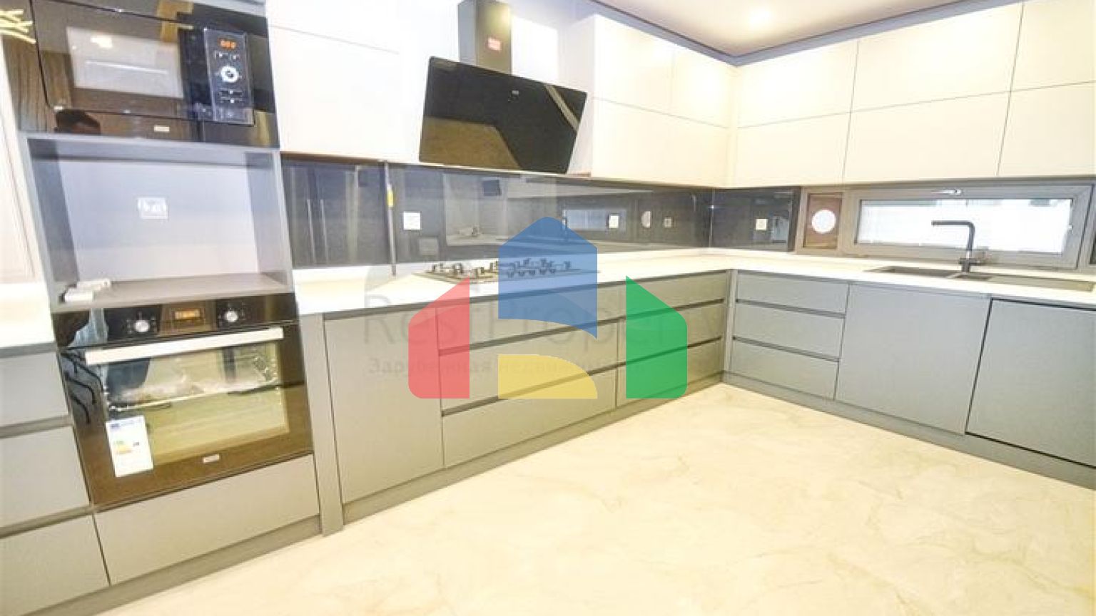 Квартира планування 4 + 1 в мікрорайоні Унджали - Анталія