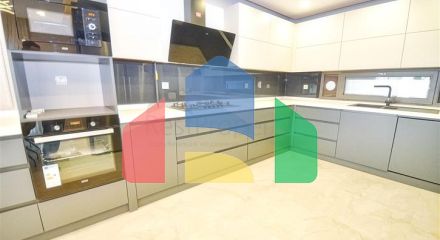 Квартира планування 4 + 1 в мікрорайоні Унджали - Анталія