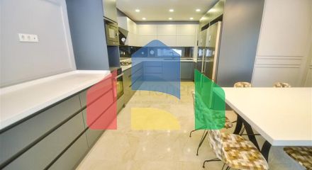 Квартира планування 4 + 1 в мікрорайоні Унджали - Анталія