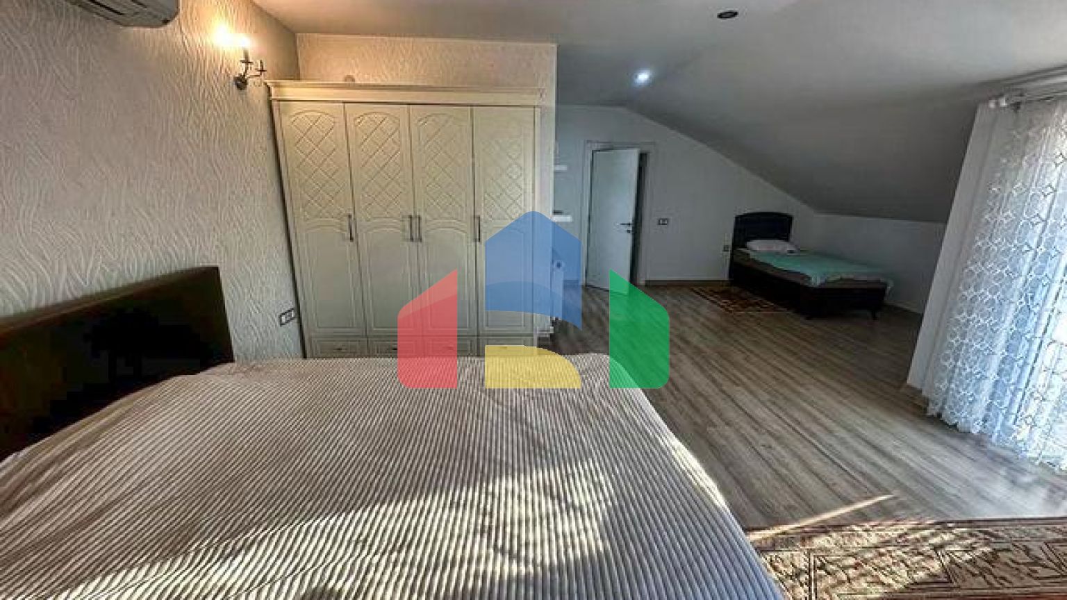 Квартира планування 6 + 1 дуплекс в мікрорайоні Моллаюсуф-Анталія