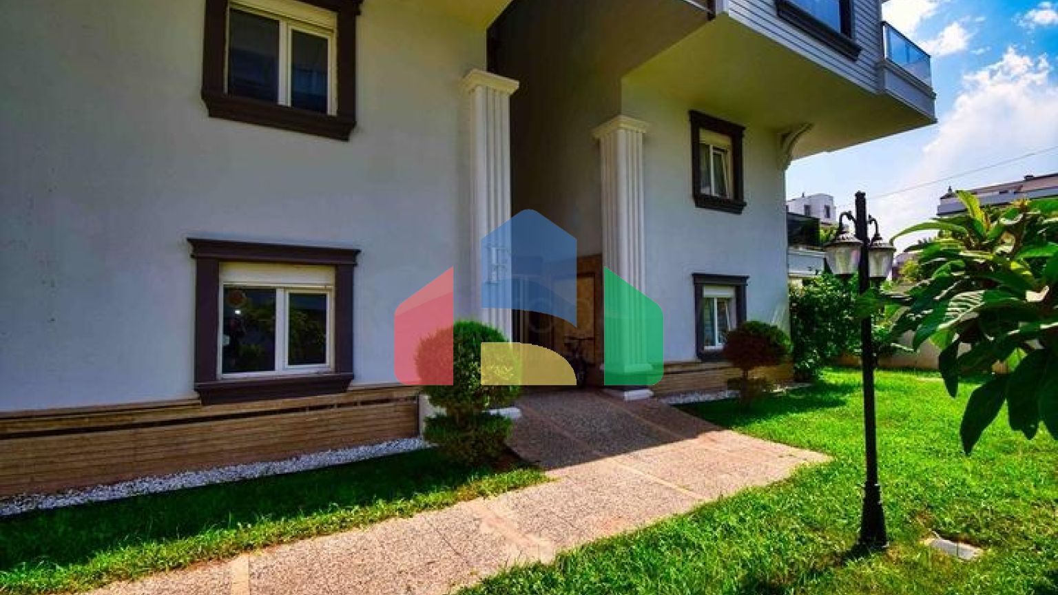 Квартира планування 6 + 1 дуплекс в мікрорайоні Моллаюсуф-Анталія