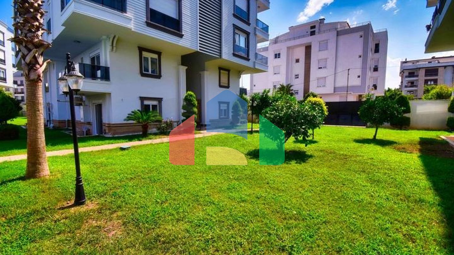 Квартира планування 6 + 1 дуплекс в мікрорайоні Моллаюсуф-Анталія