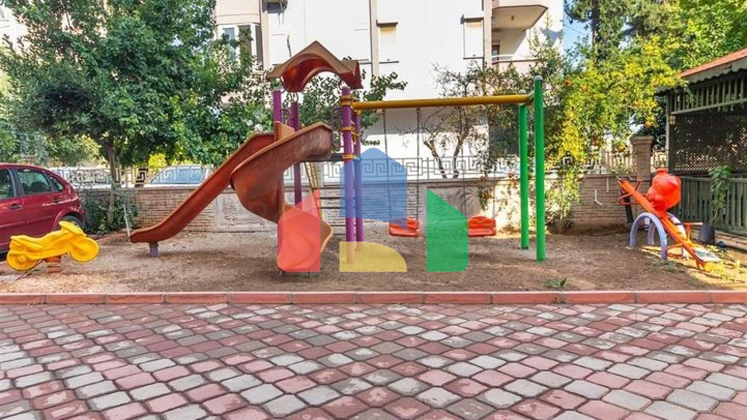 Квартира планування 3 + 1 в мікрорайоні Пинарбаші - Анталія