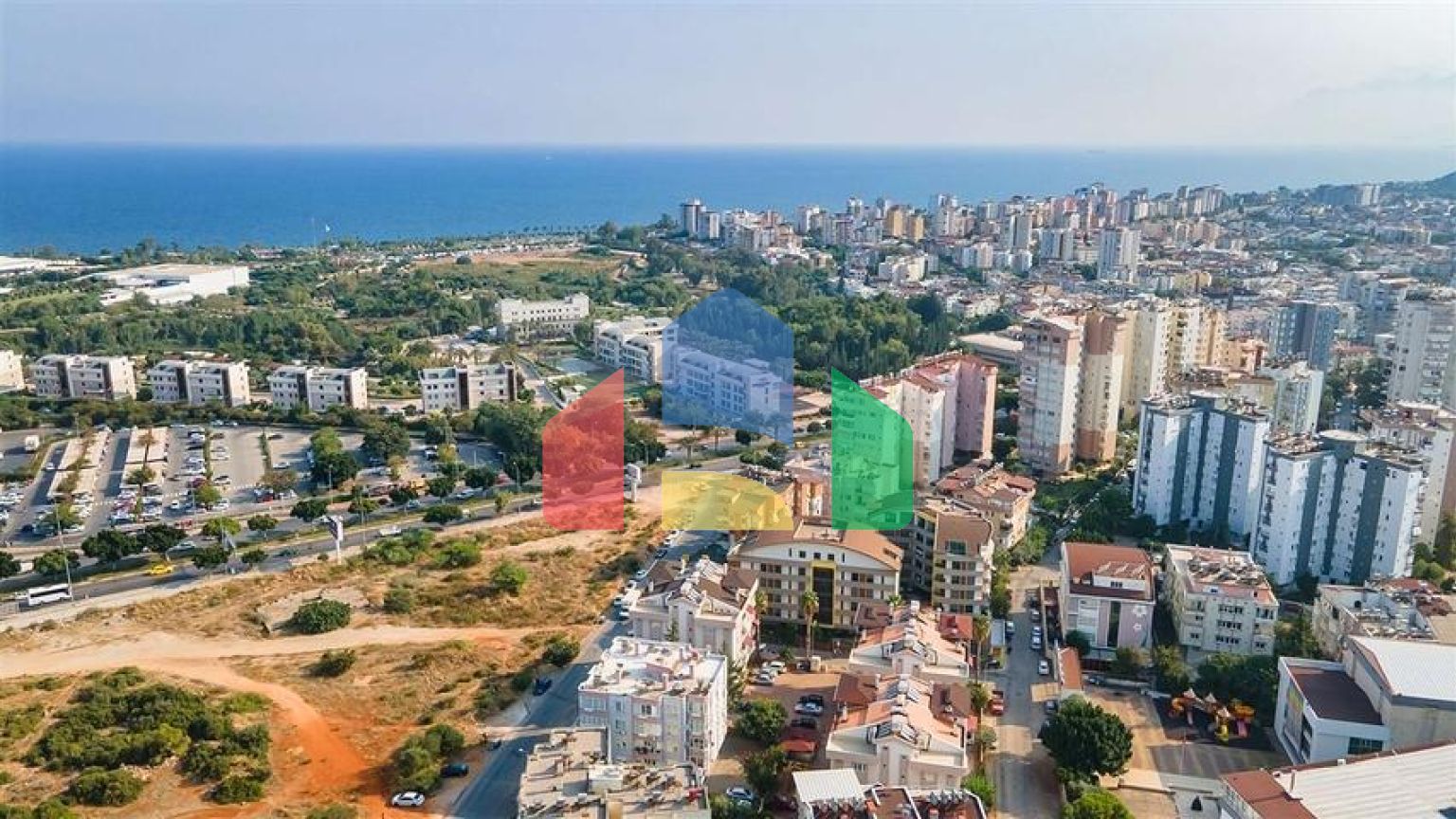 Квартира планування 3 + 1 в мікрорайоні Пинарбаші - Анталія