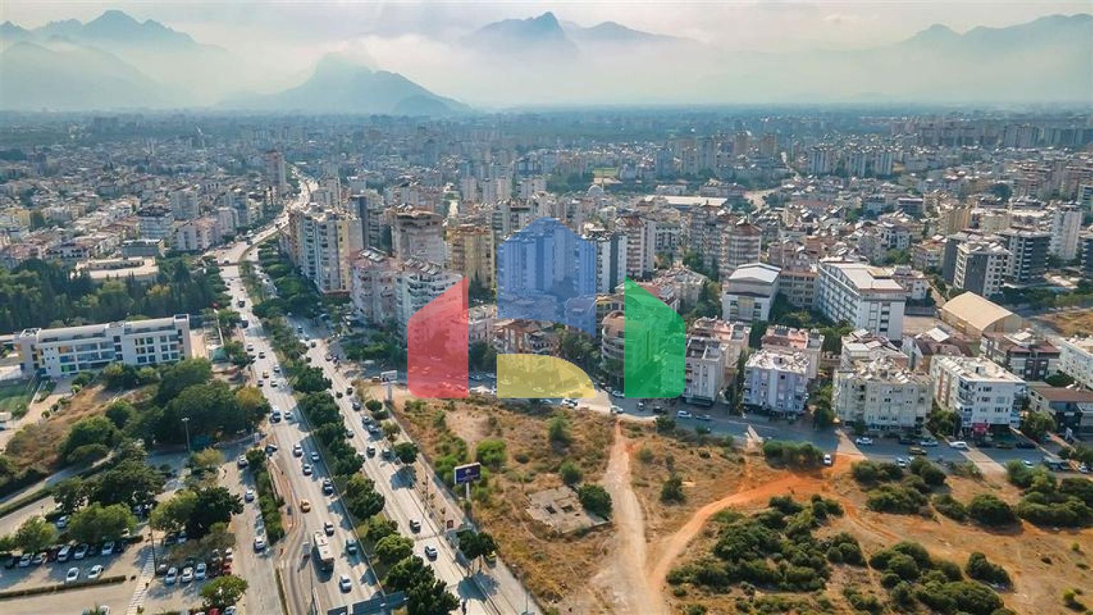 Квартира планування 3 + 1 в мікрорайоні Пинарбаші - Анталія