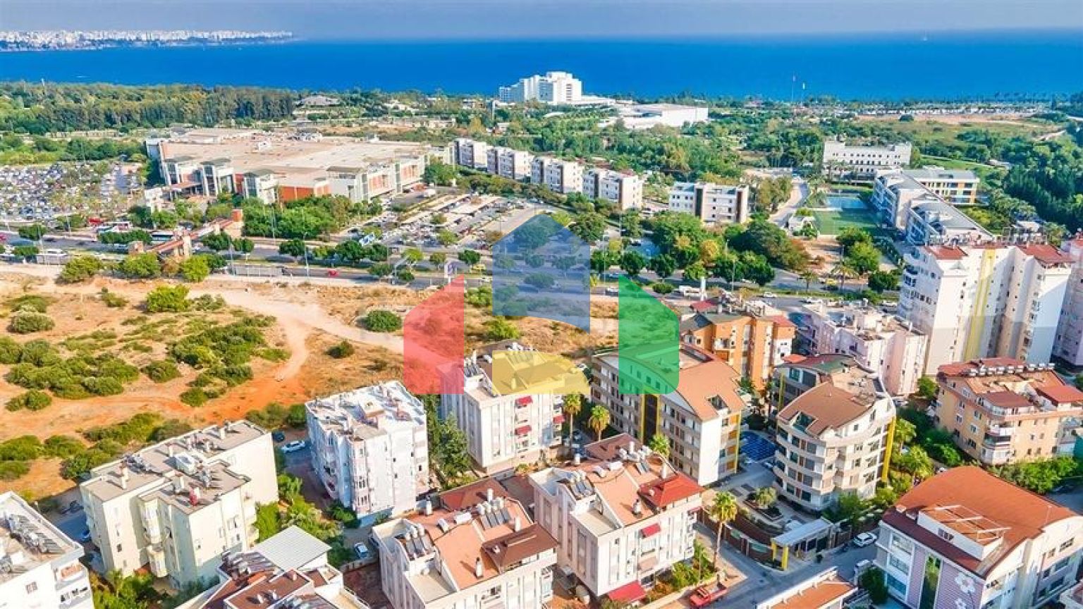 Квартира планування 3 + 1 в мікрорайоні Пинарбаші - Анталія