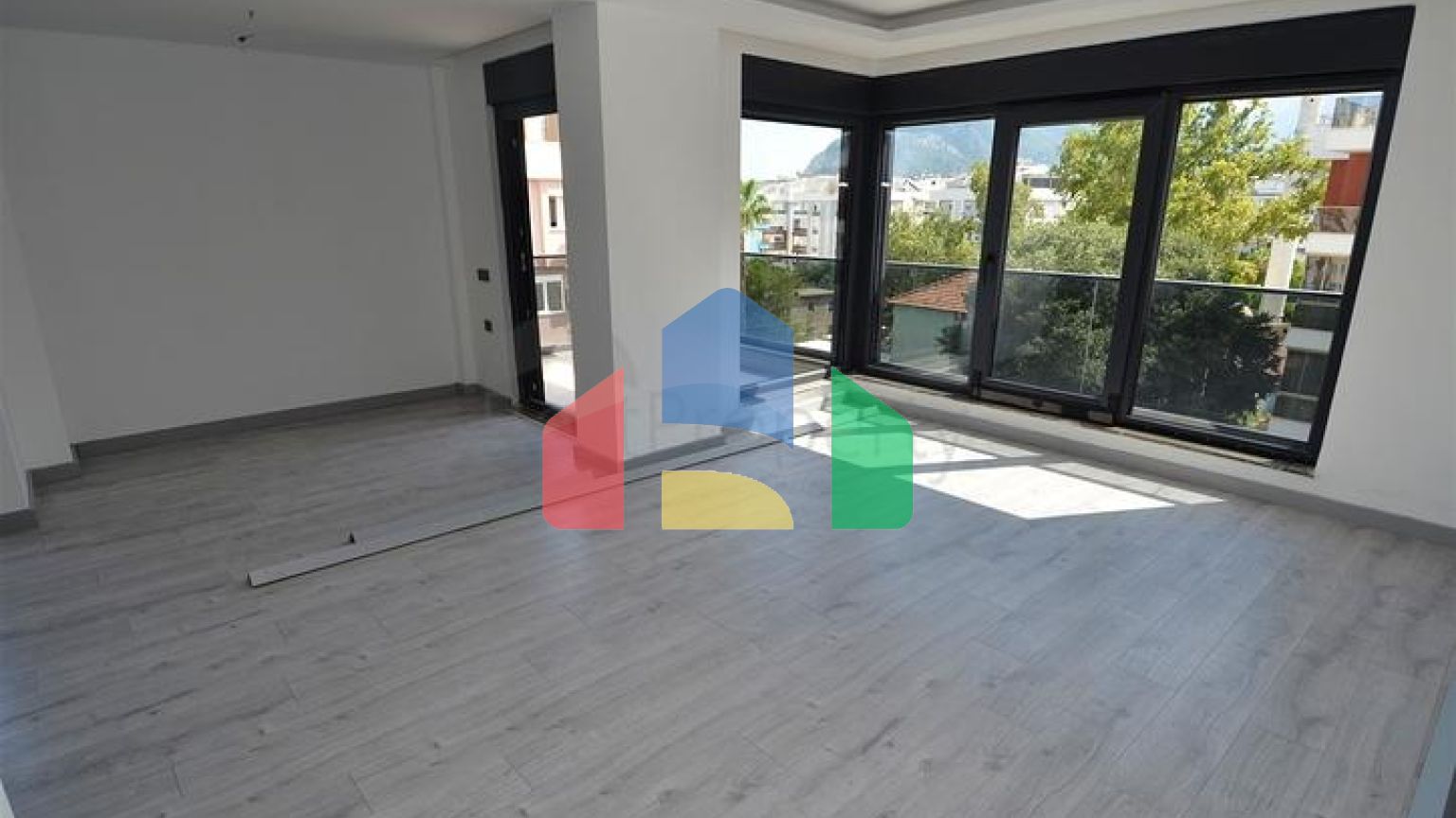 Інвестиційний проект в мікрорайоні Хурма-Анталія