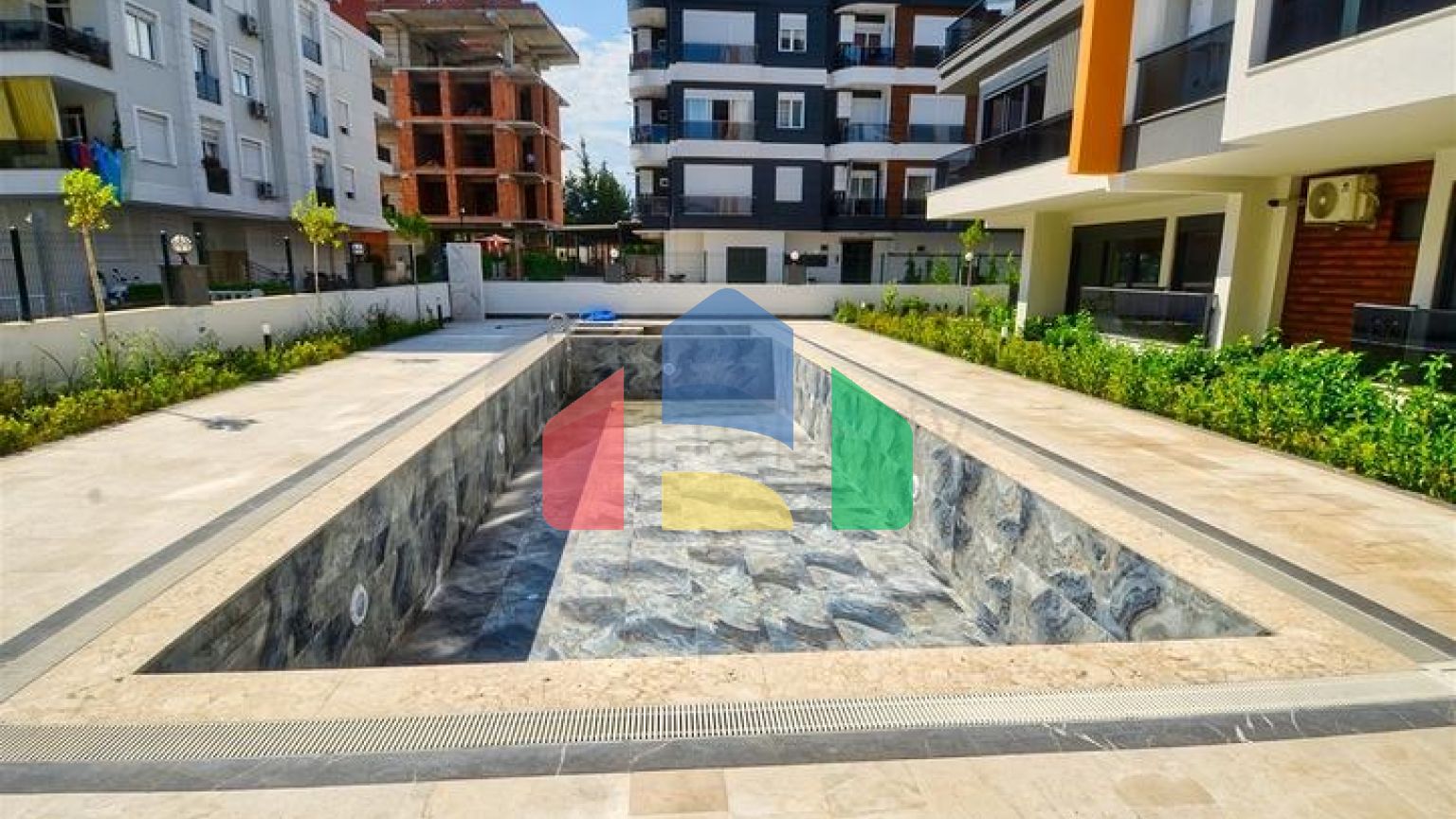 Інвестиційний проект в мікрорайоні Хурма-Анталія