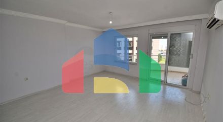 Квартира планування 2 + 1 в мікрорайоні Сарису - Анталія