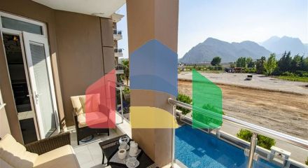 3 + 1 apartment with furniture in a complex in Hurme Konyaalti Antalya