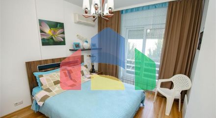 Квартира 3 + 1 з меблями в комплексі в хурмі Коньяалти Анталья