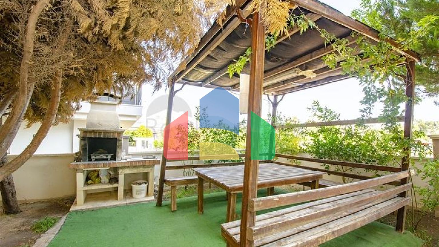 Квартира 3 + 1 з меблями в комплексі в хурмі Коньяалти Анталья